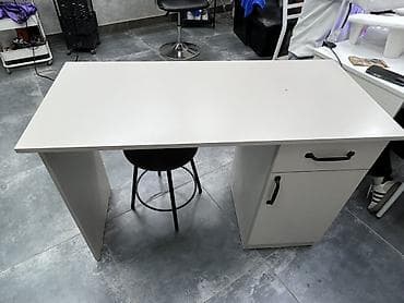 Стол для маникюра/рабочий стол - Прочная столешница прямоугольной at lalafo.kg Стол для маникюра/рабочий стол - Прочная столешница прямоугольной