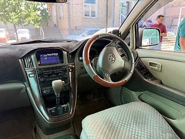 Toyota Harrier: 1998 г., 3 л, Автомат, Бензин, Кроссовер — 3