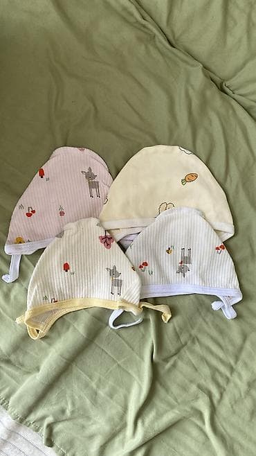 soft shell: Продам детские вещи: теплые пинетки,пояс на животик,шапочки. В хорошем — 3