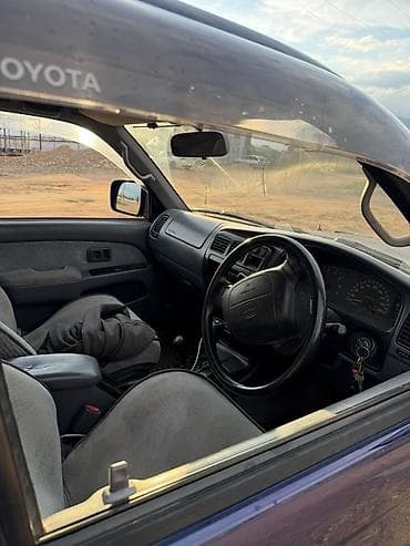 Продажа авто: Toyota Hilux Surf: 1996 г., Внедорожник — 7