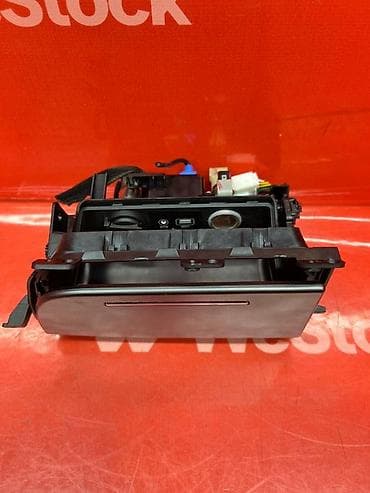 s7 fe: Карман торпедо Hyundai Sonata L4NA 2018 (б/у) — — — — — WeStock — 8