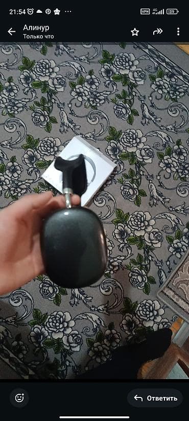 работа музыкант: Наушник почти новый — 3