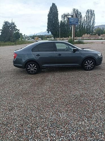 skoda rapid 2012: Skoda Rapid: 2017 г., 1.6 л, Автомат, Лифтбек — 7
