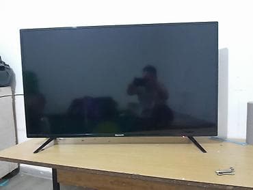 skyworth 43e55g: Телевизор Skyworth, диагональ около 43" (108 см). Тонкие рамки — 2