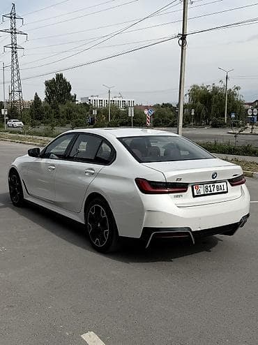 tesla model: BMW i3: 2025 г., Автомат — 4