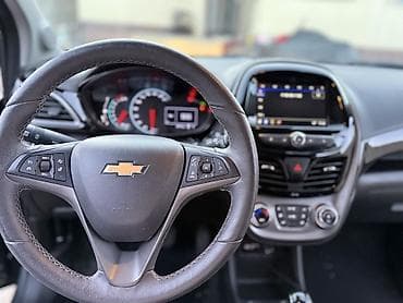 дешовая машина: Chevrolet Spark: 2019 г., 0.1 л, Вариатор, Бензин, Хэтчбэк — 7