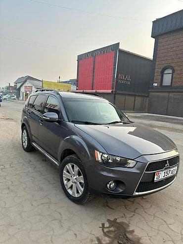 Mitsubishi Outlander: 2009 г., 2.4 л, Типтроник, Бензин, Кроссовер