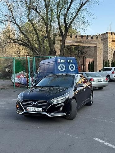 простой: Hyundai Sonata: 2018 г., Седан — 1