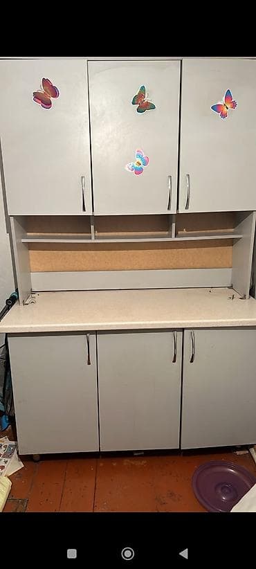 шкаф посуды: Продаю Кухонный комплект . состояние отличное.столешница с чистого — 4