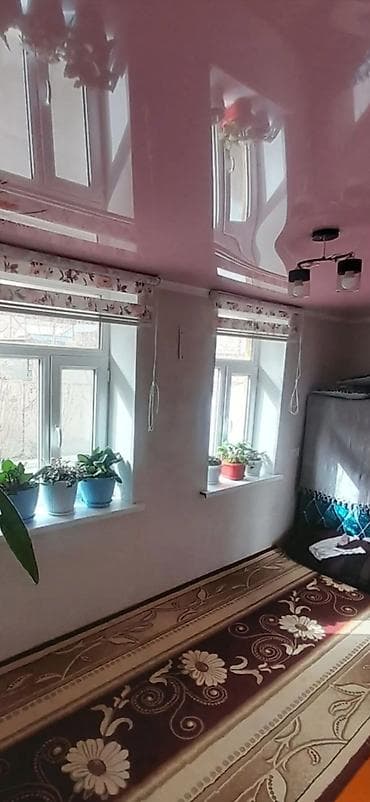 сдаю токмок: 62 м², 4 комнаты, Забор, огорожен — 5