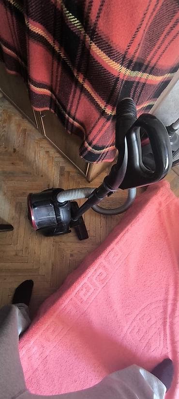 продам пылесос: Пылесос Samsung, со сгоревшим мотором циклонного типа без мешка для — 1