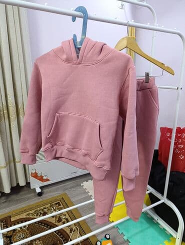 зимняя куртка на девочку 6 7 лет: На 8-9 лет — 1