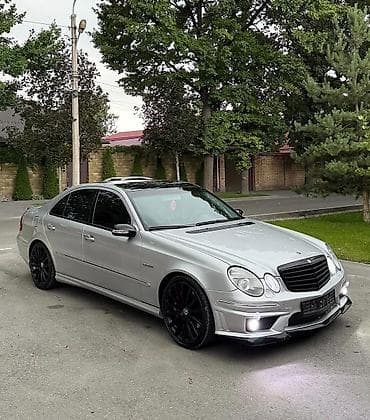 Mercedes-Benz E-Class: 2003 г., 5 л, Автомат, Бензин, Седан — 1