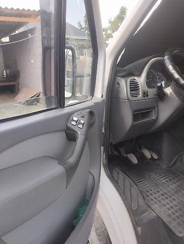 мотор транспортер: Mercedes-Benz Спринтер: 2001 г., 2.7 л, Механика, Дизель, Бус — 6