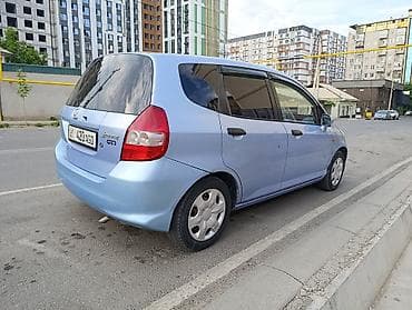 mini ev: Honda Fit: 2002 г., 1.5 л, Вариатор, Бензин, Хэтчбэк — 3
