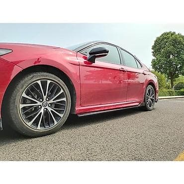 Пороги для Тойота Камри 70-75. Подходят на все версии LE, XLE, SE