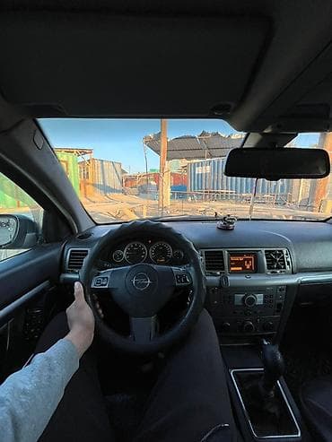 малолитражка машина: Opel Vectra: 2007 г., 1.8 л, Механика, Бензин, Седан — 4