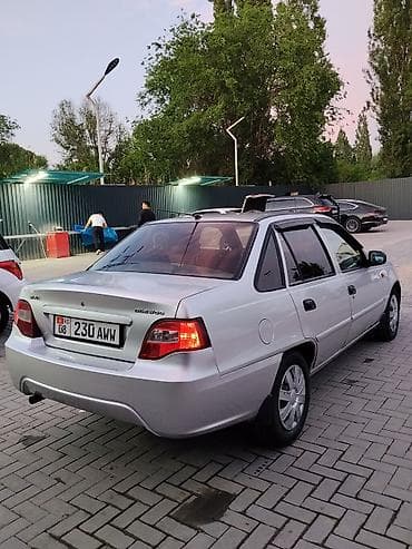 хюндай соната 2019: Daewoo Nexia: 2008 г., 1.6 л, Механика, Бензин, Седан — 4