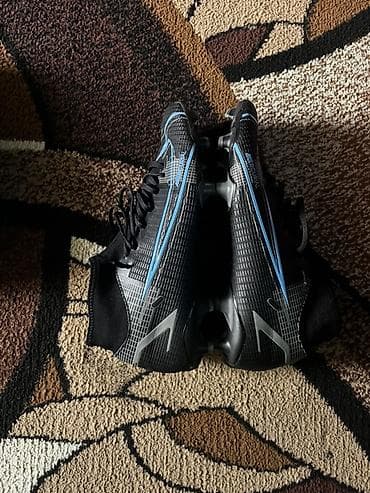 подросковые обувь: Футбольные бутсы (набор из 3 пар) 1) Puma Ultra- Размер 40,5 почти — 2