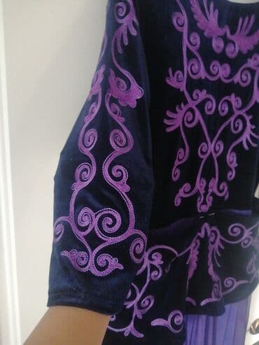 прокат национальных костюмов для детей: Көйнөк сатылат 46-48 размер.1800сомго берем, белдемчиси бар. 5000с — 4