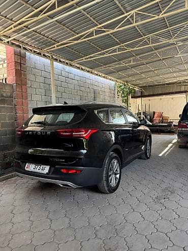 jetour x70 plus: Jetour : 2023 г., 1.5 л, Автомат, Бензин, Кроссовер — 6