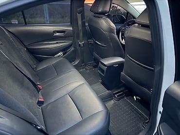 byd e2 2022: Toyota Corolla: 2019 г., 1.8 л, Вариатор, Гибрид, Седан — 7