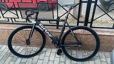 low2 fixie: Городской велосипед, Рама L (172 - 185 см), Б/у — 4