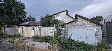 Продается кирпичный дом мансардного типа, участок 4.5 сотки по