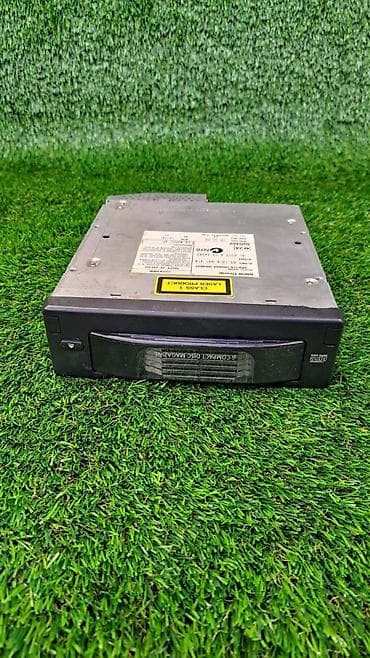 Cd чейнджер BMW 6 E63 e64 Двигатель - N62b44 n62 4.4 Номер детали - at lalafo.kg Cd чейнджер BMW 6 E63 e64 Двигатель - N62b44 n62 4.4 Номер детали -