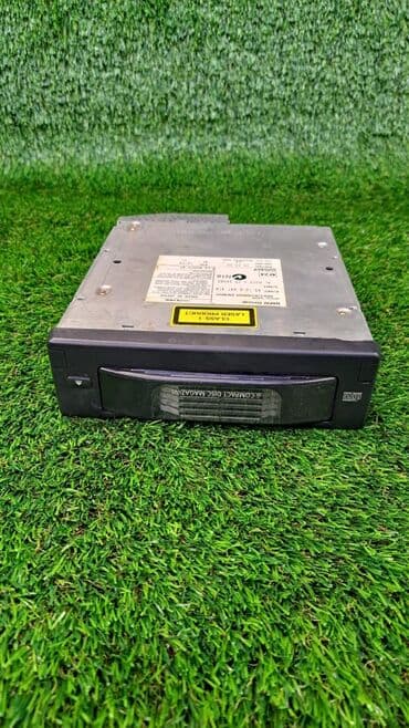 n62: Cd чейнджер BMW 6 E63 e64 Двигатель - N62b44 n62 4.4 Номер детали - — 1