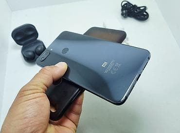 22 ultra: Xiaomi, Mi 8 Lite, Б/у, 128 ГБ, цвет - Черный, 2 SIM — 4