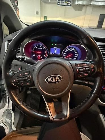 kia karnaval: Kia Carnival: 2019 г., 2.2 л, Автомат, Дизель, Минивэн — 9