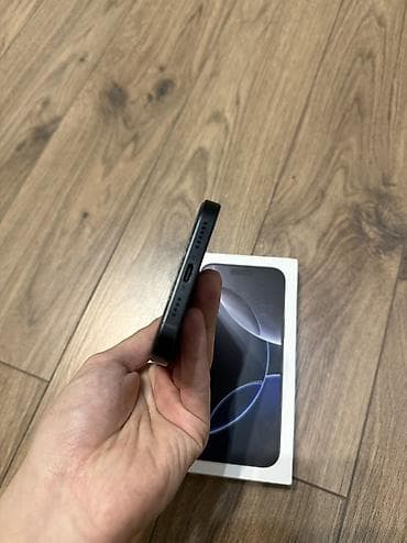 iphon 16 pro: IPhone 16 Pro Max, Б/у, 256 ГБ, Black Titanium, Коробка, 100 % — 5