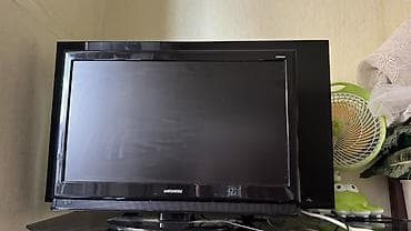 apple studio display: ЖК-телевизор Hyundai, диагональ около 22–24". Основные — 2