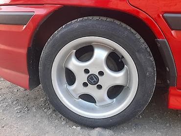 accord 1: Литые Диски R 15 Volkswagen, Комплект, отверстий - 4, Б/у — 1