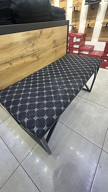 Торговое оборудование: Продается оборудование для магазина одежды: Подставки для обуви и — 8