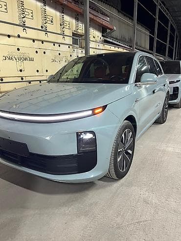 Lixiang L6: 2025 г., 1.5 л, Автомат, Гибрид, Кроссовер