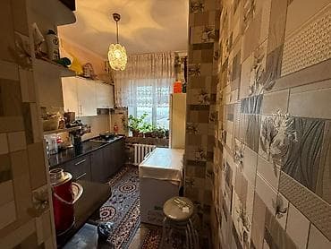 4 комнатный квартиры: 2 комнаты, 426 м², 105 серия, 4 этаж, Косметический ремонт — 7