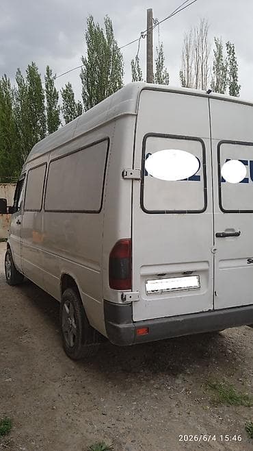 жорго мото: Жеңил жүк ташуучу унаа, Mercedes-Benz, Стандарт, 3 т, Колдонулган — 8