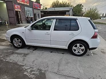Транспорт: Volkswagen Golf: 2007 г., 2 л, Механика, Бензин, Хэтчбэк — 3