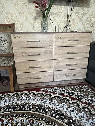 Тумбы для вещей и одежды: Комод для одежды, Без зеркала, ЛДСП — 1