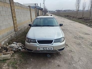 Daewoo Nexia: 2010 г., Седан