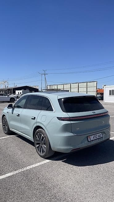 Lixiang L6: 2025 г., 1.5 л, Автомат, Гибрид, Внедорожник — 6