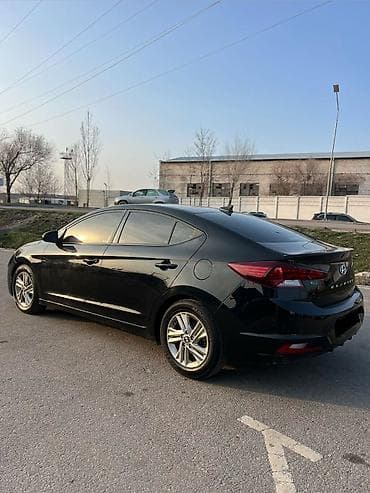 купить авто без двигателя: Hyundai Elantra: 2018 г., 2 л, Автомат, Бензин, Седан — 3