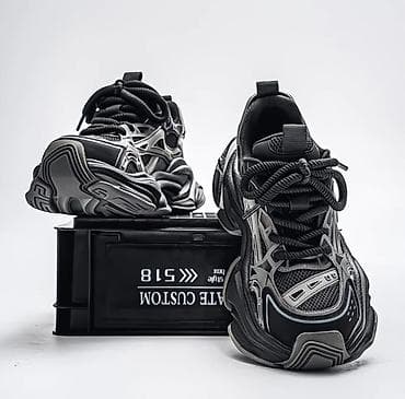 Ботинки: Футуристические кроссовки с массивной подошвой - Силуэт — 2