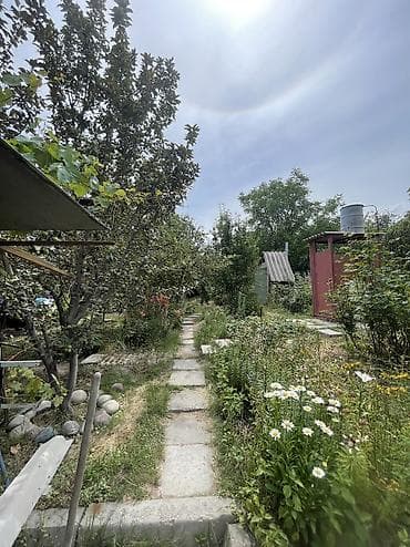 ысык куле: Продается участок 10.04 сотах (с домом для проживания) В расположен в — 1