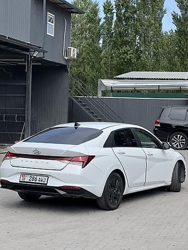 elantra luxe: Hyundai Avante: 2021 г., 1.6 л, Автомат, Бензин, Седан — 5