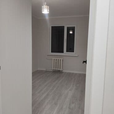 Недвижимость: 2 комнаты, 43 м², 104 серия, 1 этаж, Евроремонт — 9