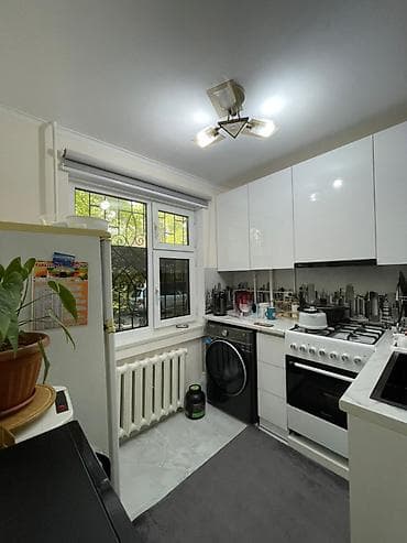 3 комнаты, 58 м², 104 серия, 1 этаж, Евроремонт