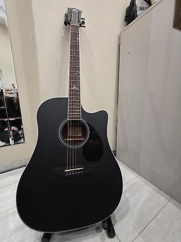 Акустическая гитара Kepma, дредноут с вырезом, цвет — чёрный матовый